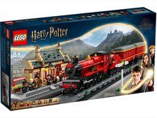 Конструктор LEGO Harry Potter 76423 Хогвартс-экспресс и станция Хогсмид